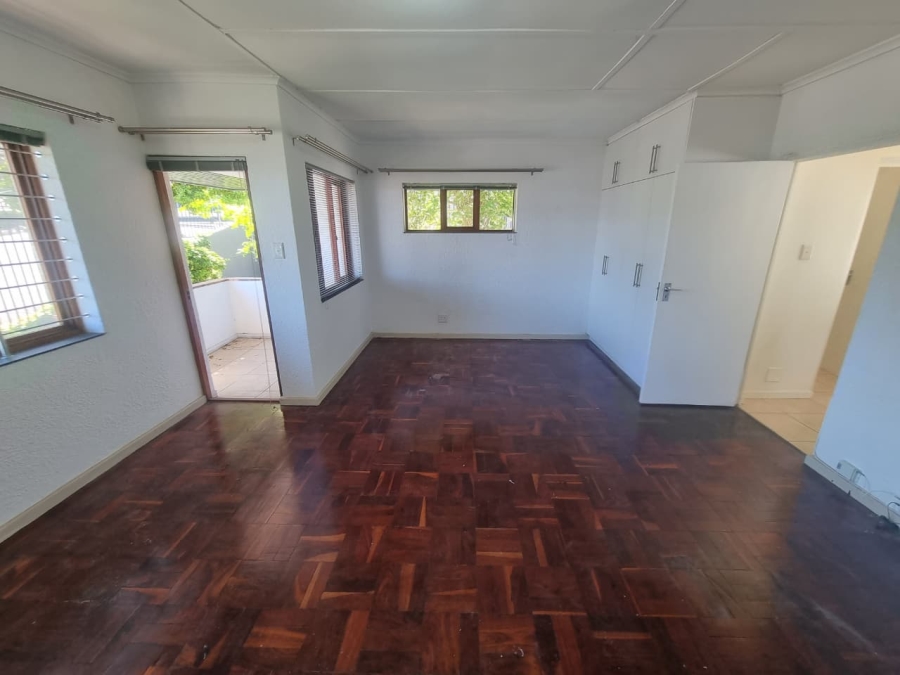 To Let 0 Bedroom Property for Rent in Sea Point Western Cape